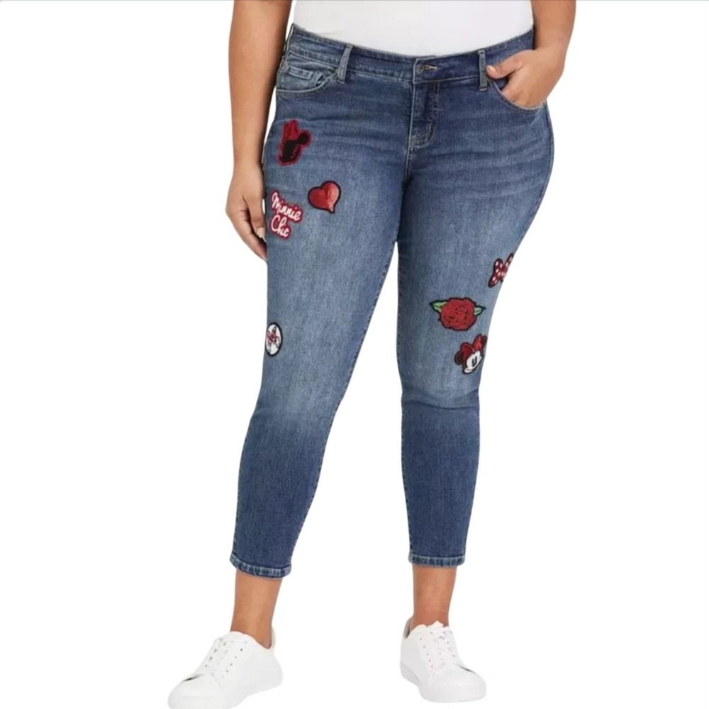 Torrid X Disney Minnie Mouse Crop Classic Skinny Jean Wash With Patchwork Sz 16